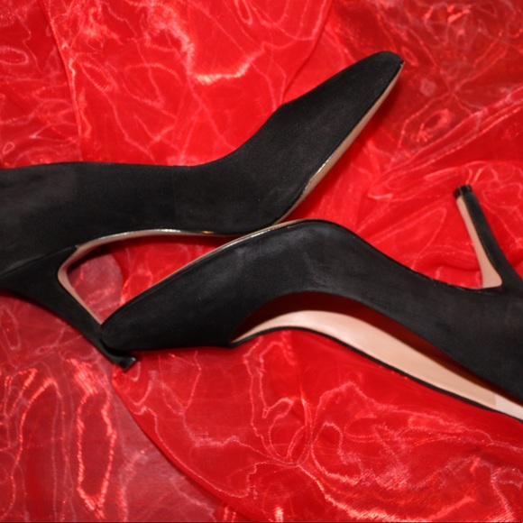 Women’s pointed toe black heels - Picture 8 of 8